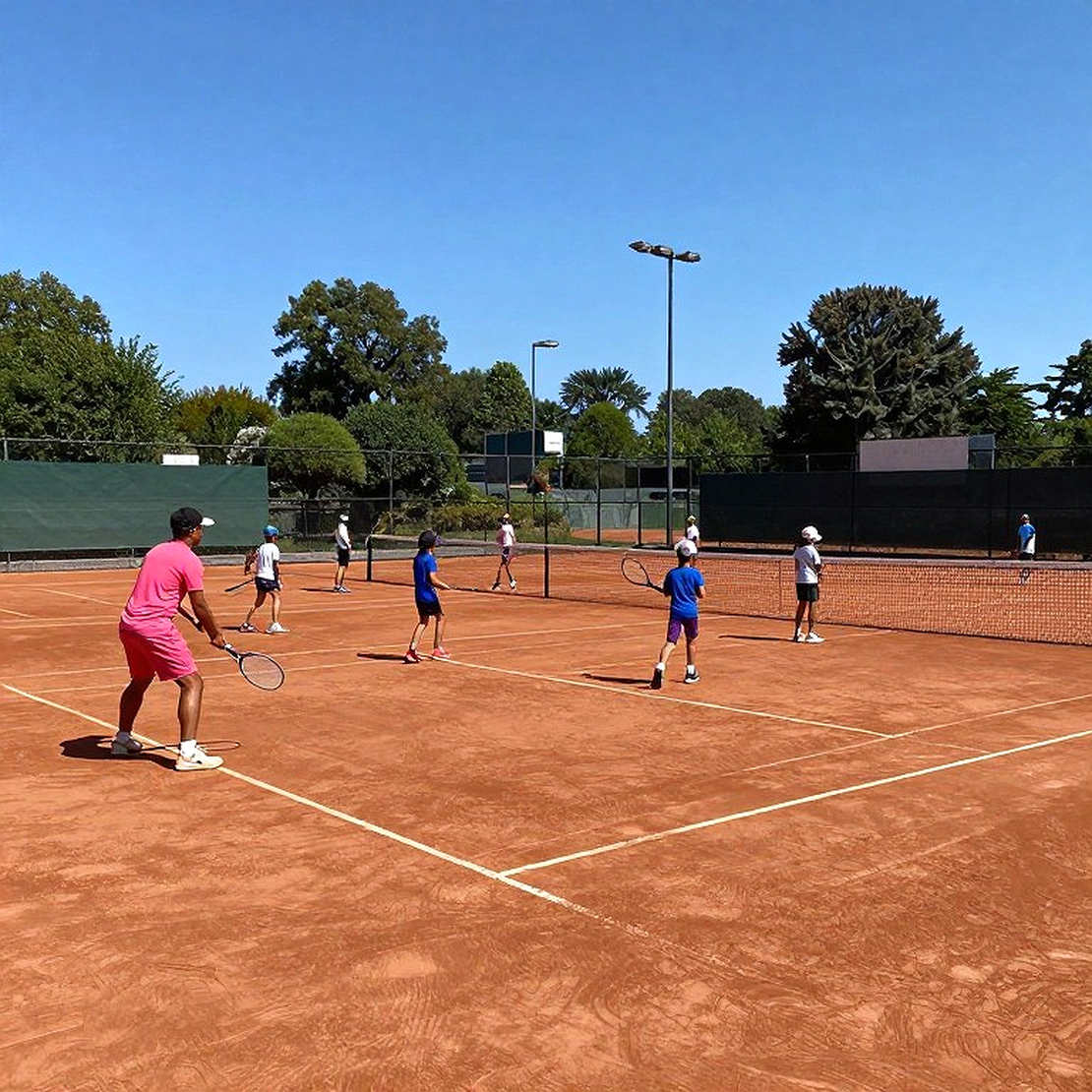 निंगबो ओपन क्वार्टरफ़ाइनल: रयबकीना ने 6-1, 3-6, 6-1 से कावा को हराया, WTA फाइनल्स की आख़िरी जगह मुचोवा के नाम